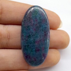 Ruby Kyanit Kabaşon