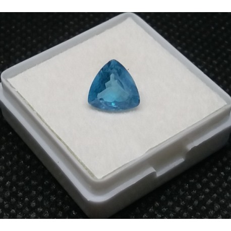 Mavi Topaz