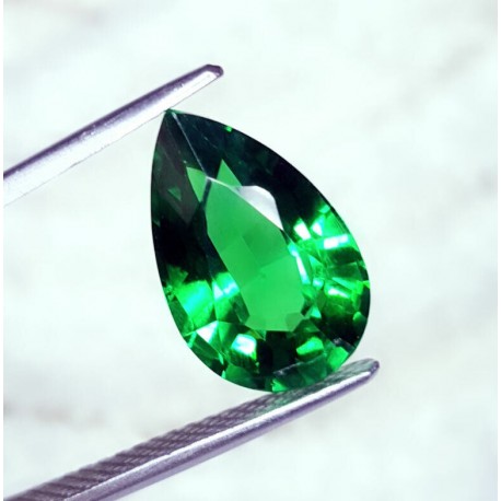 Yeşil Garnet ( Tsavorit )