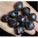 Garnet ( LaL ) Kristali